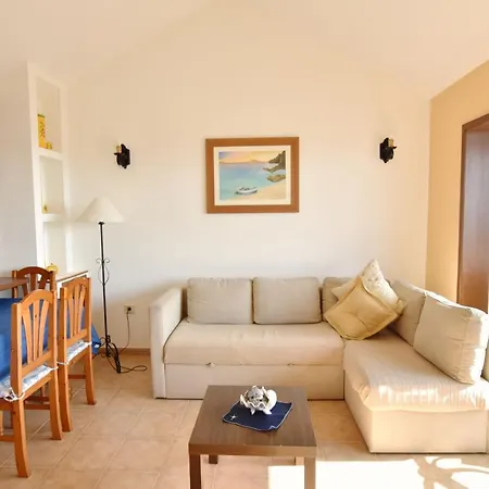 El Charcon Beach-front Arrieta Daire *