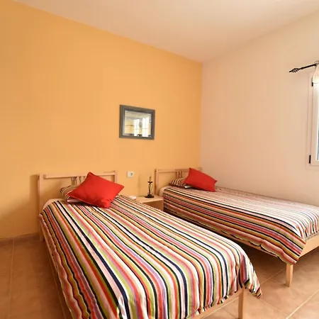 El Charcon Beach-front Arrieta Daire